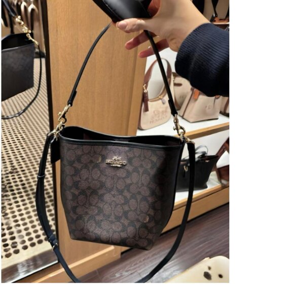 Coach City Bucket Bag In Signature Canvas Walnut/Black CT800 - Picture 1 of 8